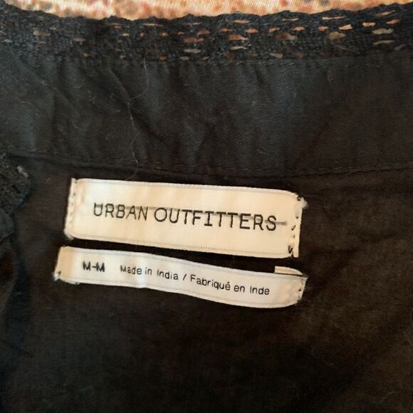 Urban Outfitter black top. NWOT medium - Picture 7 of 11